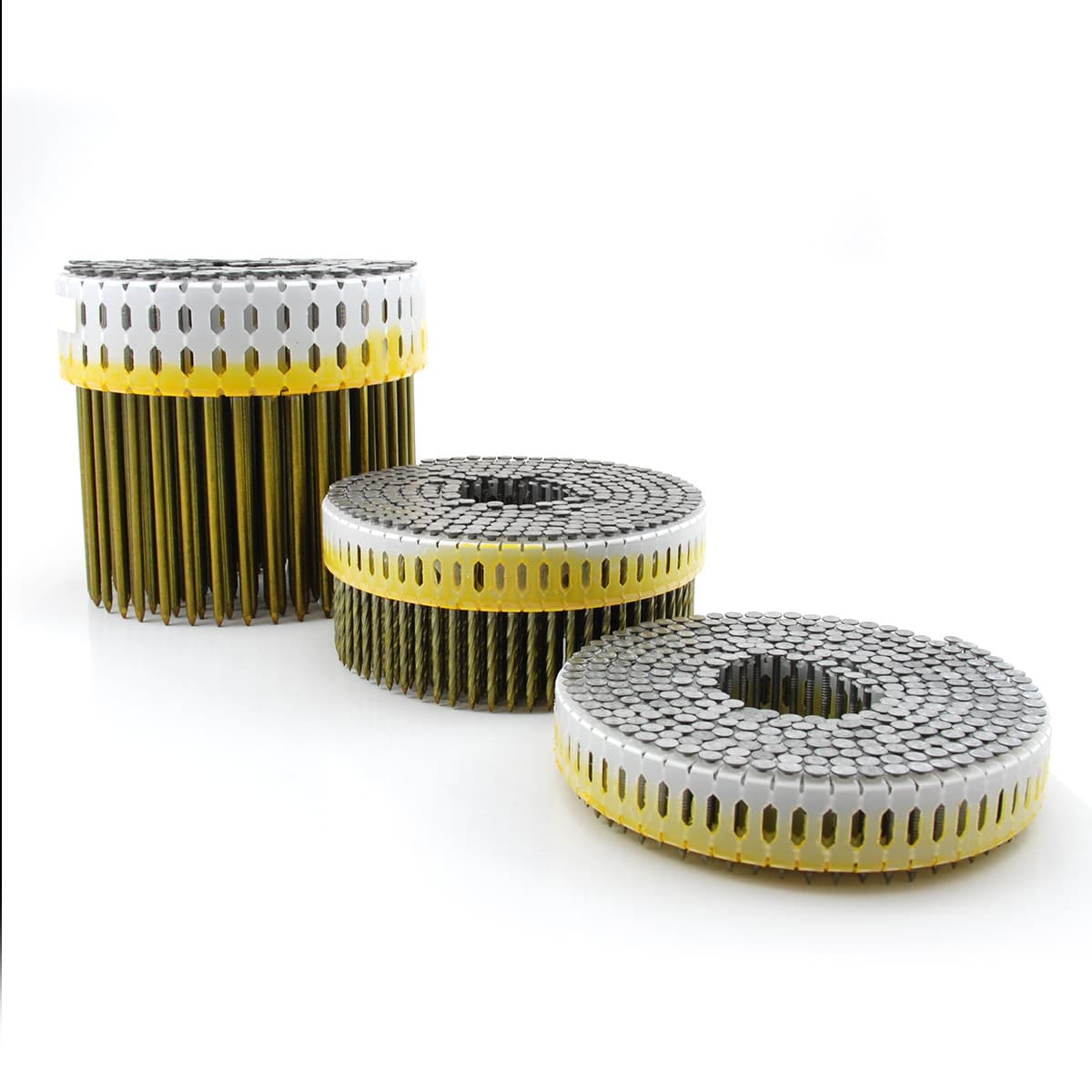 Clous dans une bobine d’union en plastique Ø 3,8